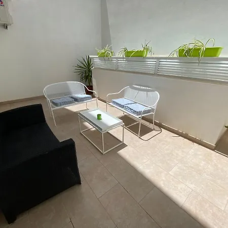 Sunshine Apartments Mellieha - Modern Three Bedroom Ground Floor Apartment With Yard Exterior photo